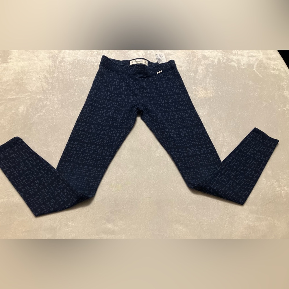 *last chance* Abercrombie Blue leggings